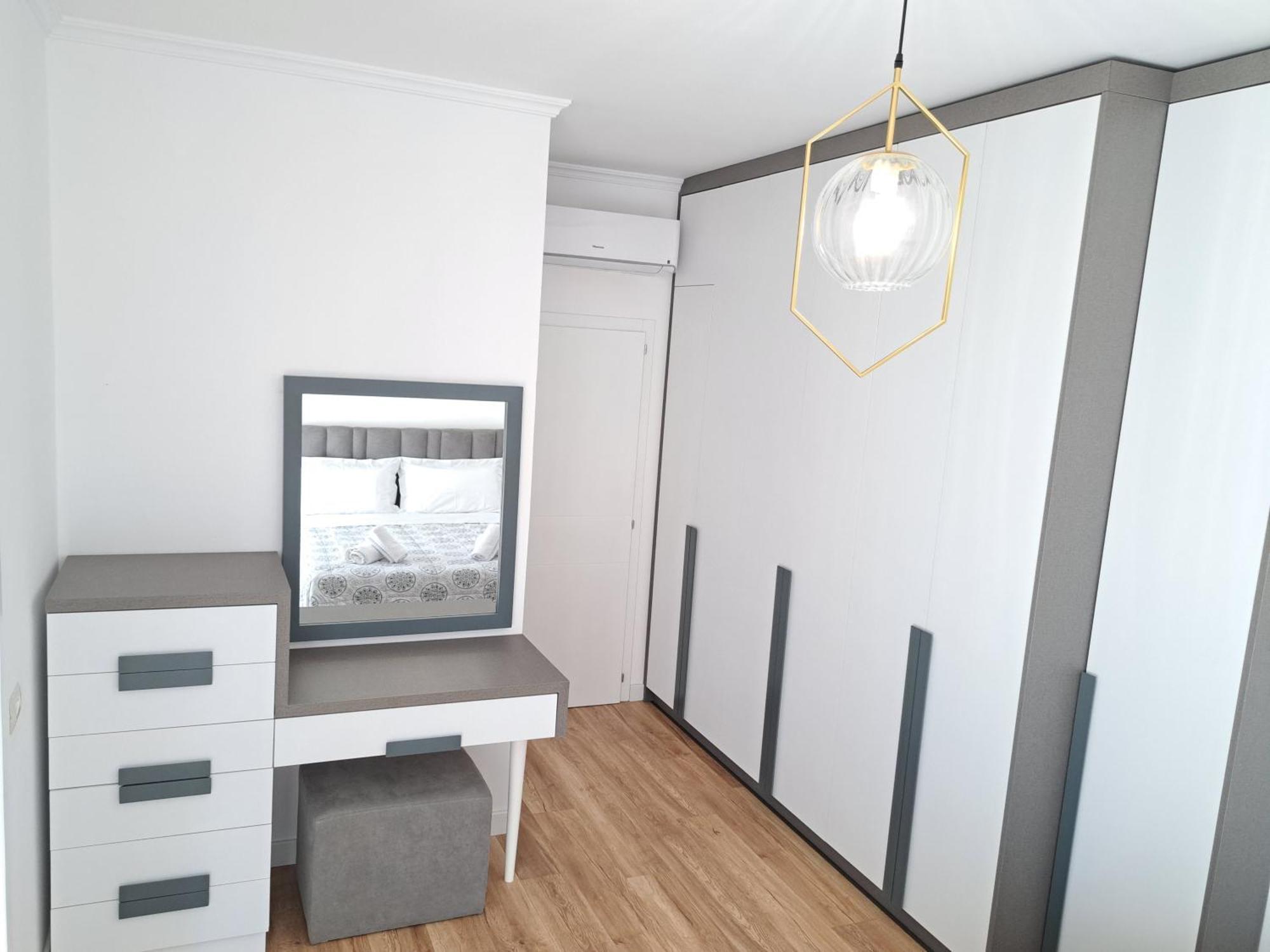 Pazari Luxury Central Apartment Tirana Zewnętrze zdjęcie